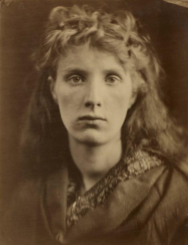 Julia Margaret Cameron Bergnymfen, Ljuva frihet 1866 Den engelska fotografen Julia Margaret Cameron föddes i Indien år 1815 och dog år 1879. Julia Margaret Cameron, Bergnymfen, Ljuva frihet, 1866.