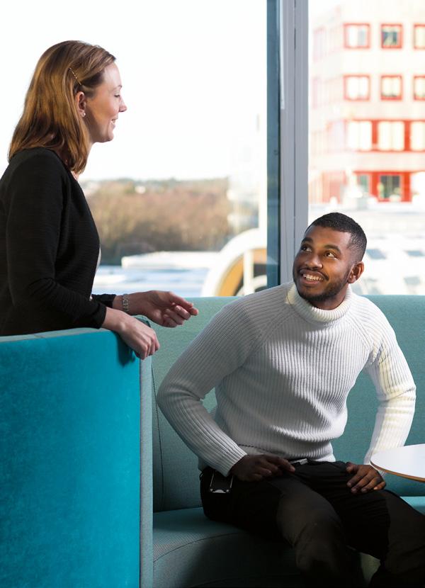 Medarbetare Medarbetarnas engagemang och kompetens är grunden för bra kundmöten Hög motivation, bra ledarskap, ständig kompetensutveckling och stor mångfald bland medarbetarna är viktiga