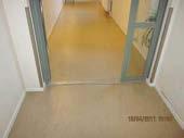 Hissen har en tydlig kontrsatfärg, nr22 i hörnet- inte tydligt vad