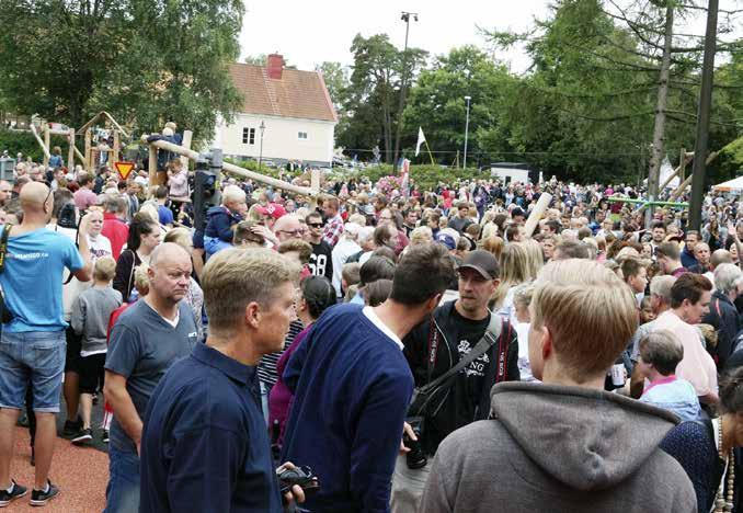Högskolan Väst är etablerad med drygt 11 000 studenter i fräscha lokaler.