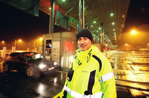 Säkerhet och hälsa Sedan bron öppnade år 2000 har ingen arbetsrelaterad olycka med dödlig utgång eller varaktiga men inträffat, och allmänt sett har Øresundsbron mycket få arbetsolyckor. Se tabellen.
