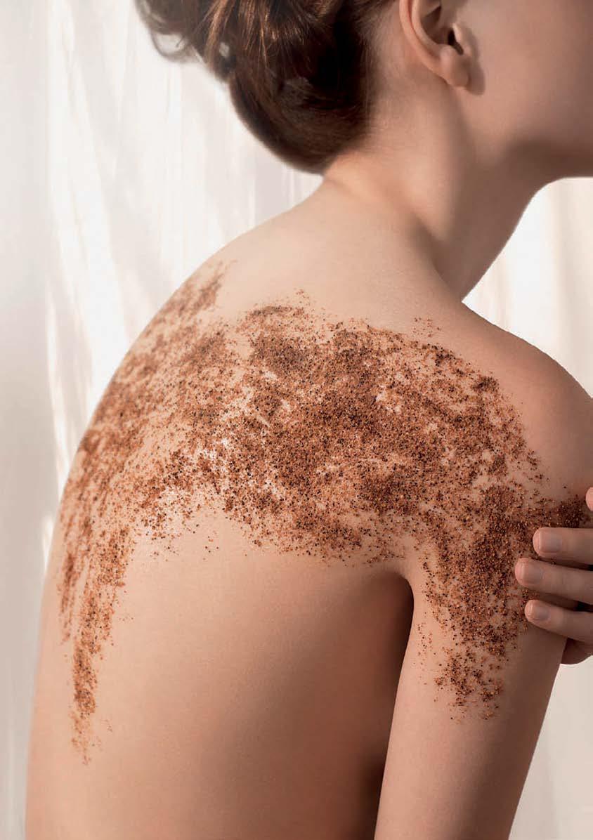 kroppsbehandlingar Alla våra behandlingar passar både män och kvinnor. elemis full body glow En exotisk exfolieringsritual som stärker, återfuktar och ger en sammetslen känsla.