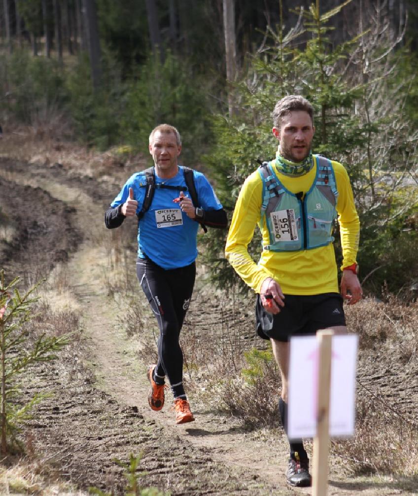 Första depån är uppe på Håleberget efter 5 km, andra depån finns vid Björneborg i Nykyrka efter 13 km och tredje och sista depån är uppe på den andra och sista höjden ovanför Övralid efter 22 km.
