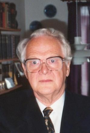 90 års födelsdage Reykjavik Heimir Bjarnason Heimir Bjarnason fæddist í Kaupmannahöfn þann 2. ágúst 1923. Hann lauk stúdentsprófi frá Menntaskólanum á Akureyri 1947. Þann 24.