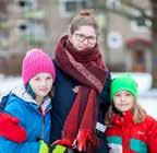 Det bästa med Hökarängen vad är det? Urban Gyllström Precis nyinflyttad, sedan ett halvår. Här bor vi bättre. Bättre för barnen, mer fritt. Det finns bilfria ytor och det är jättebra.
