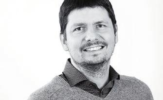 STYRELSE & BOLAGSINFO Johan Stenberg Antal aktier i Peckas Naturodlingar AB 170 000 st 39 år, ordförande Entreprenör med 15 års erfarenhet av finansiering, styrelsearbete och bolagsutveckling.