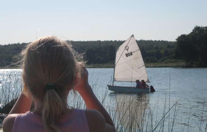H ö g l ä n t l a n d s k a p M o s a i k a r t a t s k o g s k l ä t t å s l a n d s k a p H a l l a n d s å s e n Befolkning Området Skåne Totalbefolkning: 1 433 inv 1 160 919 inv Invånare per