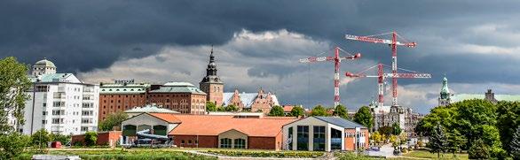 Han förklarar: Vi startar nu praktiskt taget från ett vitt papper och ska handla upp organisationen och en partnerentreprenör.