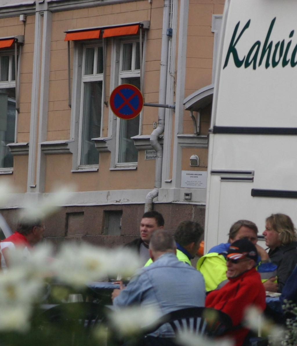 Styrgrupp Lovisa stad Markus Lindroos, tekniska centralen Suvi Peltola, tekniska centralen Timo Tenhunen, bildningscentralen Lisbeth Forsblom, grundtrygghetscentralen Päivi Heikkilä,