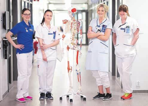 40 NextMeda Multprofessonella team ger bra arbetsklmat på ortopeden Lnköpng Verksamheten präglas av ett bra arbetsklmat, proffsga kollegor och ett smdgt teamarbete.
