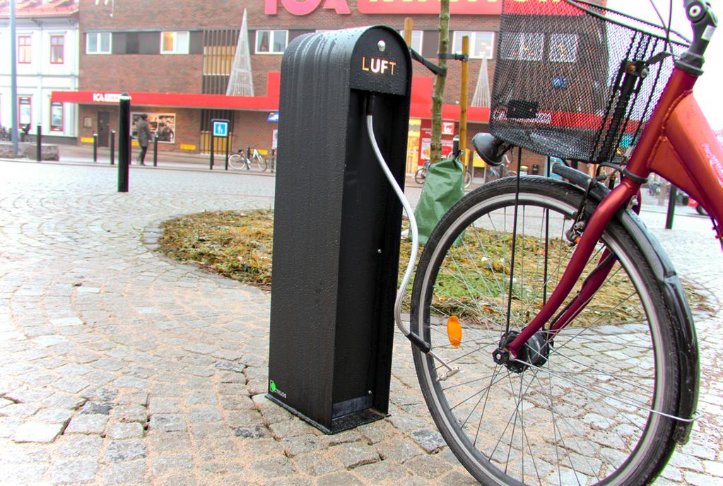 Handlingsplan 2016-2020 41 Cykelparkering och service Kommunala cykelparkeringar ska placeras nära målpunkten och utformas så att det är enkelt och säkert att parkera sin cykel.