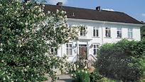 elfordon. Försäljning av ekologiska ulltäcken och ullkuddar. Rättarevägen 1, Kinna. Tel. 0320-121 10.
