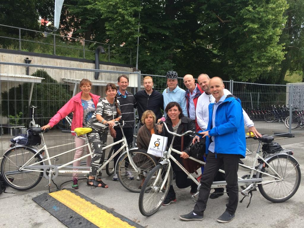 Ärende 1 HERRLJUNGA VÅRGÅRDA GEMENSAM LEDNINGSGRUPP 16-07-08 REDOVISNING ALMEDALSVECKAN 2016 Grupp: Herrljunga Vårgårda Gemensam Ledningsgrupp Tid: 2016-07-03 2016-07-07 Plats: Visby Almedalen 2016