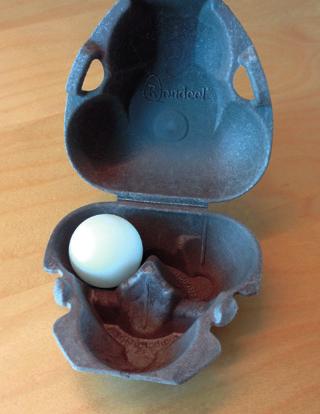 grekiska varianten: Nedan visas de fyra olika sätten att fylla en äggkartong med plats