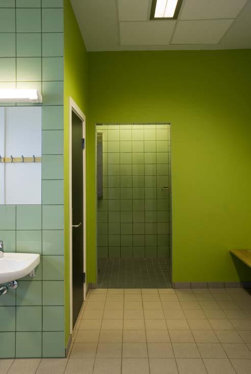 Toaletter Många barn uppger att de undviker att gå på tolaetten under skoltid. Argumenten kan variera, elever upplever till exempel att toaletterna är små, luktar illa och är dåligt städade.