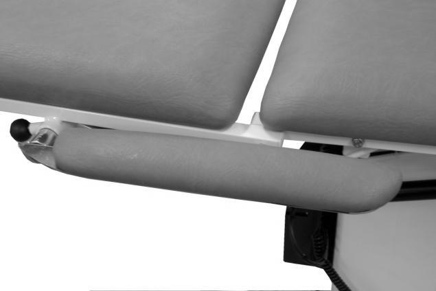 8 Ergonomica Instruktion för inställning av armstöd: Armstöden är synkroniserade med