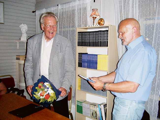 Priset, som delas ut för första gången, är ett initiativ som togs i samband med att Lennart Högman* efter 15 år, 2010, slutade som ordförande i Skönlitterära författarsällskapet Stockholm Nord.