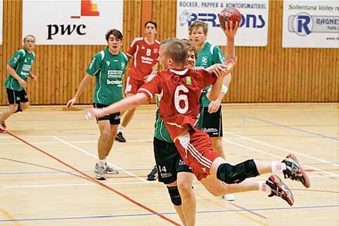 V I I S O L L E N T U N A 21 27 januari 2012 17 SPORTEN Serieledarna knäckte SHK i andra halvlek HANDBOLL.