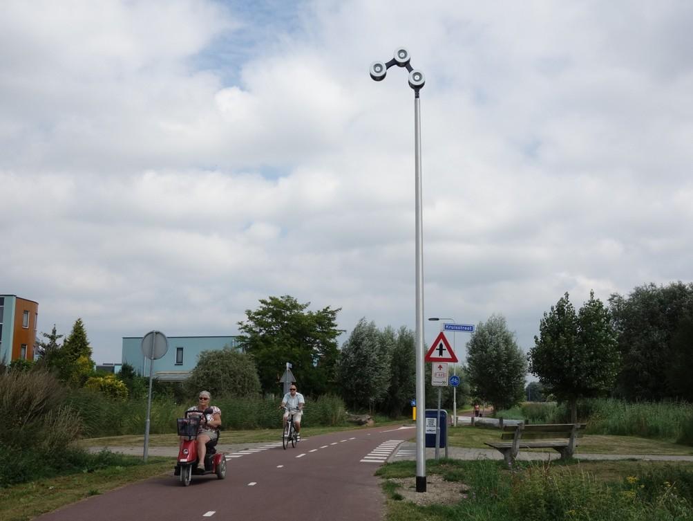 Trafiklagstiftning Det finns ett antal lagar som skulle behöva ändras för att göra cykel säkrare, attraktivare och mer fordonsmässigt.