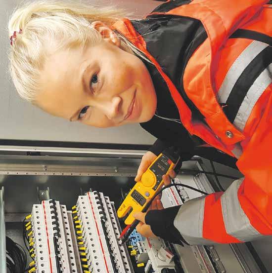 Text: Anna Skarin RA Gruppen består av en handfull driftsbolag som utför jobb inom el, service och säkerhet över hela Sverige.