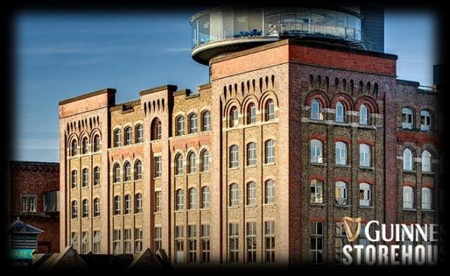 Guiness Storehouse, Irlands nummer ett besöksattraktion, ligger mitt i St. James s Gate Brewery, som har varit hemmet för det klassiska svarta ölet sedan 1759.