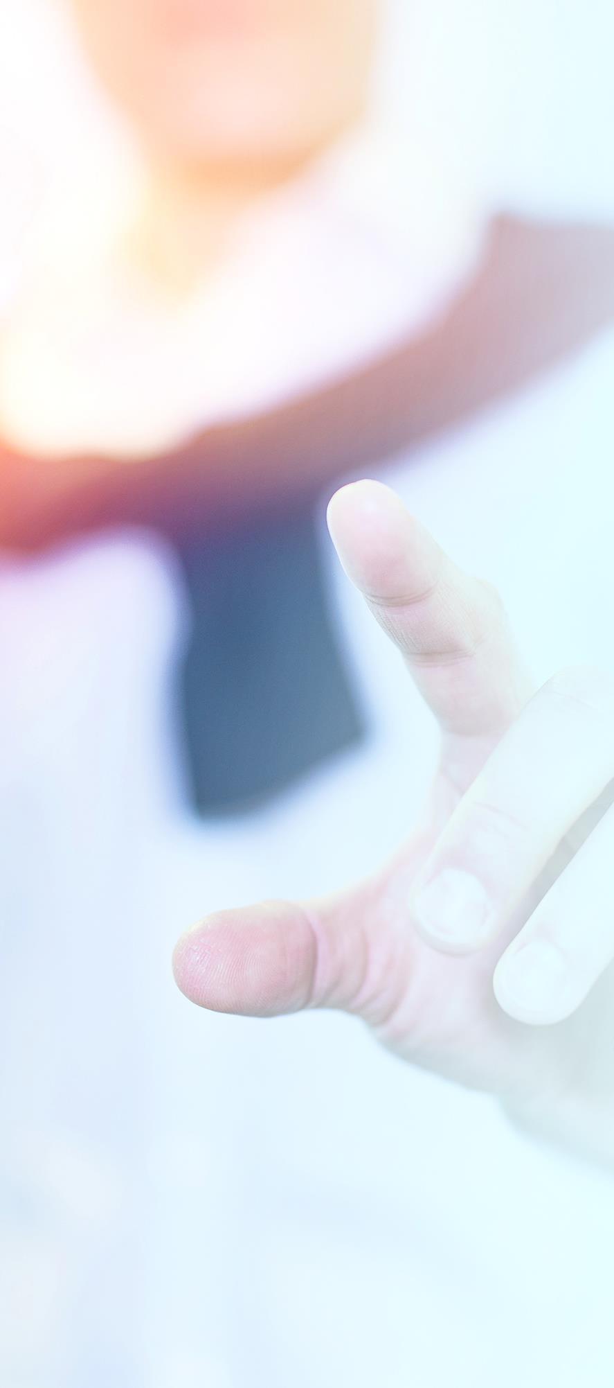 MARKNADSUTVECKLING Sensorerna blir allt mindre för att minska kostnaderna ökade krav på biometrisk prestanda Ökad användning och tillämpning av fingeravtrycksteknik har lett till avancerade krav på