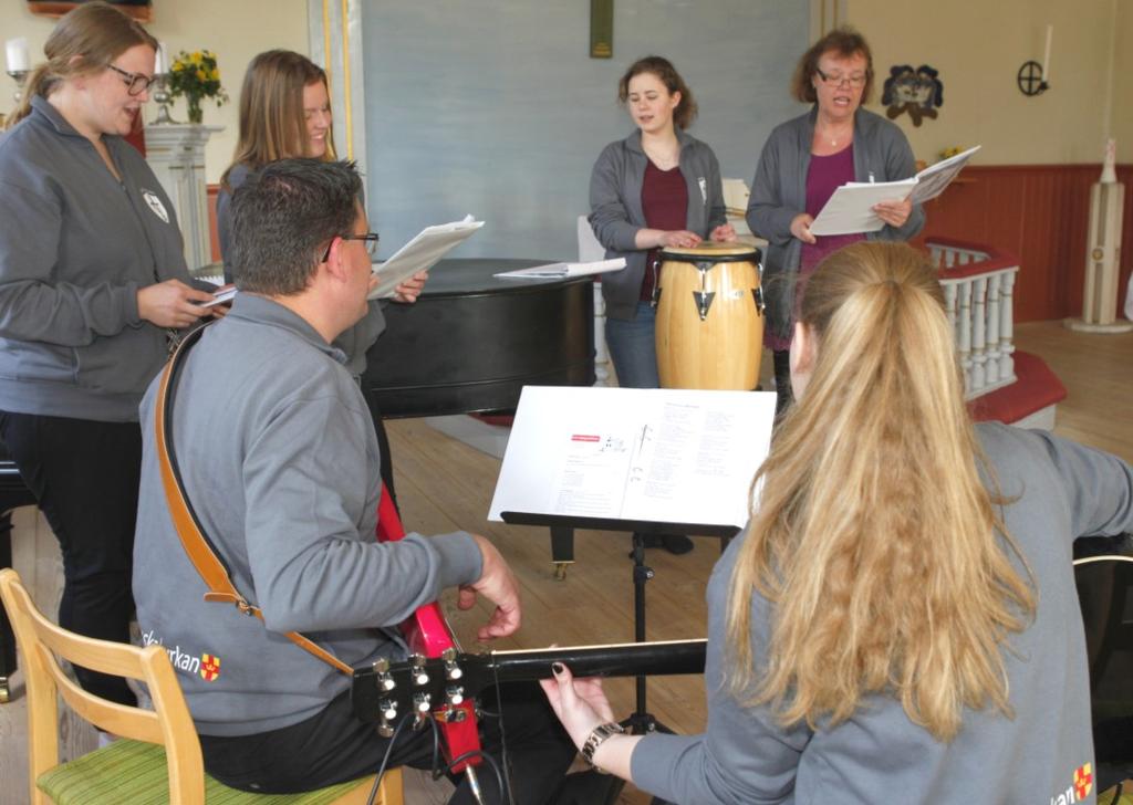 Tis 27/6 19.30 Sproge: Musik i sommarkväll. Musiken kring ett traditionellt gotlandsbröllop, Håkan & Anna-Karin Renard, fiol, Robert Nyström, dragspel. Tor 29/6 19.30 Mästerby: Musik i sommarkväll.