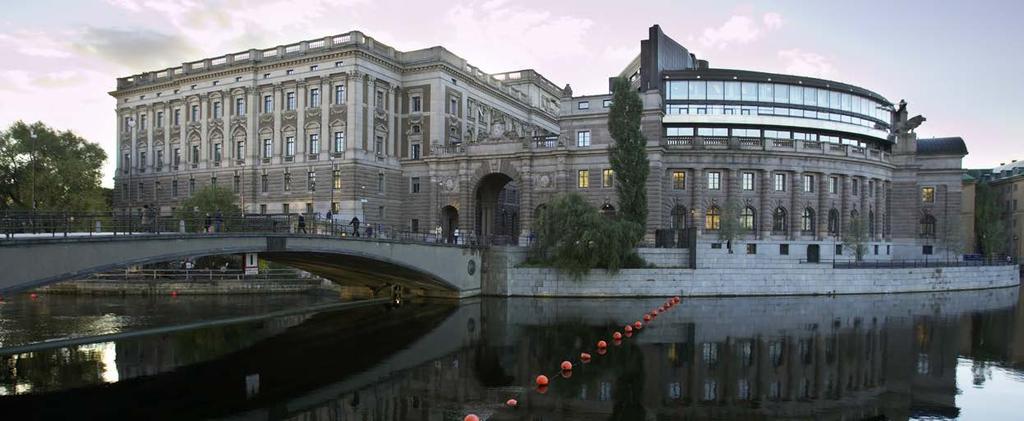 Tema påverkan: politisk utblick 2016 såg på pappret ut som året då regeringens utlovade bostadssatsningar skulle träda ikraft och skapa en viss kursändring jämfört med den tidigare alliansregeringen.