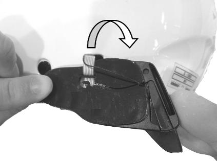 (Fig. 35) Ordna nackpartiet (höger sida) och fäst plastringen vid tryckknappen.