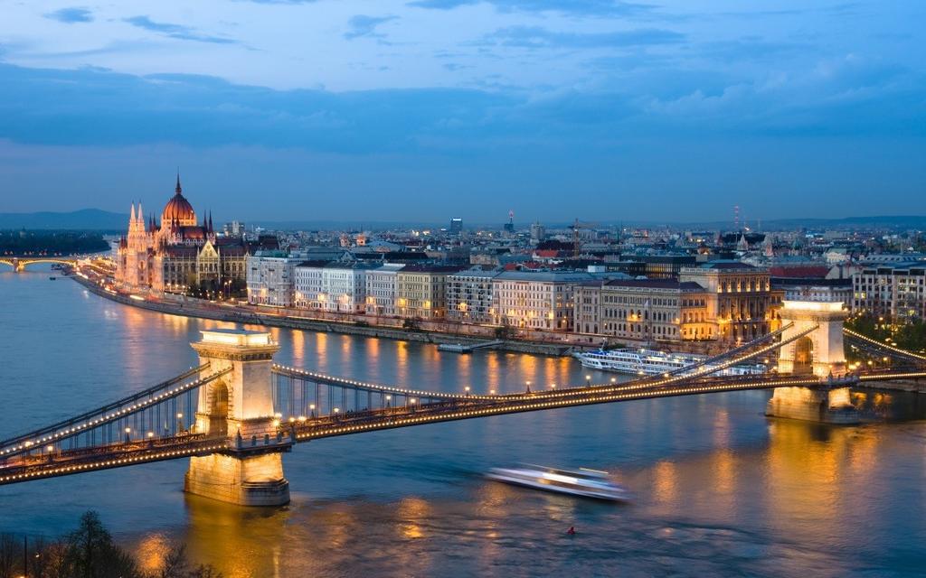 SPF Freja inbjuder i samarbete med Ena Operations till "Temaresa Vin 2017". Resmålet blir Budapest och Balatonsjön, Ungern 12/9 18/9 2017. Ungerns huvudstad Budapest består av två stadshalvor.