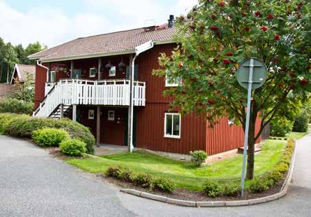 Kikås 1 rum och kök 2 rum och kök 12 3 rum och kök 4 rum och kök Totalt 12 Yta: 56 kvm Hiss: nej Byggår: 1995 Lejonslättsgatan 28 60 Husen ligger i östra Mölndal, granne till fin naturmark med både