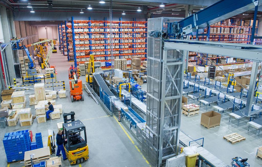 SKF är en av världens ledande leverantörer av rullningslager, tätningar, mekatronik, service och smörjsystem.