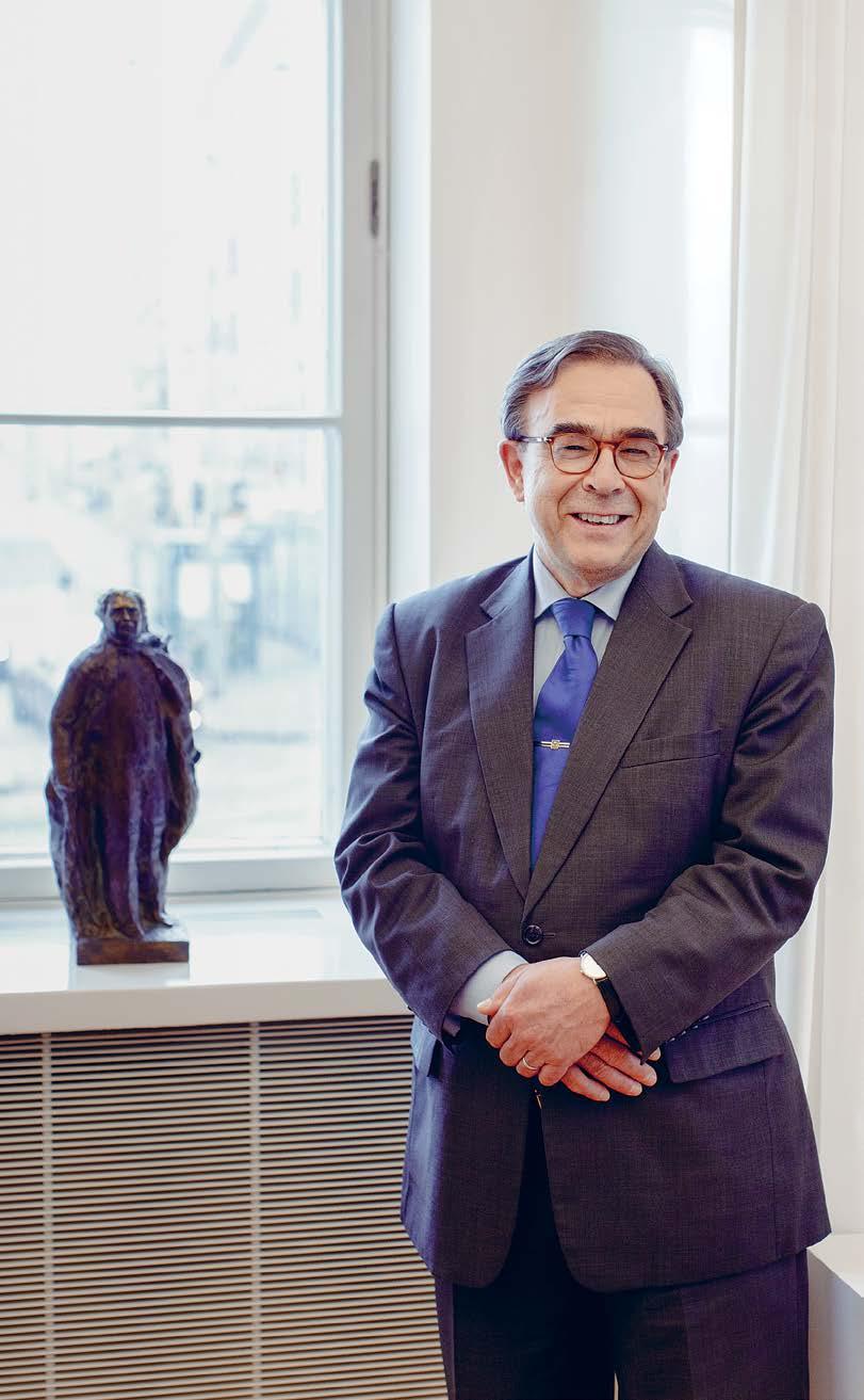 Till läsaren Vi har fått mycket viktig information om vår personals synpunkter och välbefinnande. Personalrapporten berättar om Helsingfors stads personal, om dess status, mängd och struktur.