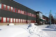 Ombyggnad Garage 1725kvm Bruttoarea 1725m2 Ombyggnad av kontor och personallokal i Luleå Luleå Universitet, Hus E Per Liikamaa 070-6106815 per.liikamaa@glbbygg.