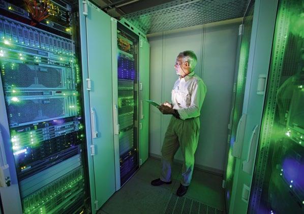 Från idéer till publicerade artiklar: flödet av data Driften av ESO:s teleskop är en sammanhängande process som startar då astronomer skickar in beskrivningar av föreslagna observationsprojekt med