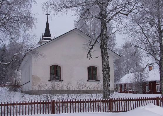 BESKRIVNING DÅDRANS KAPELL Dådrans bruk 1:3, Rättviks församling och kommun, Dalarnas län Digitalfoto Rolf Hammarskiöld Kyrkomiljön Dådran är ett före detta