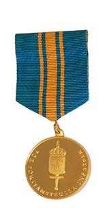 Försvarsmaktens förtjänstmedalj i guld, utan svärd Försvarsmaktens förtjänstmedalj i silver, utan svärd Tilldelas: Tilldelas: Fanjunkare Mats Svensson, Hörby "för rådigt och skickligt ingripande, med