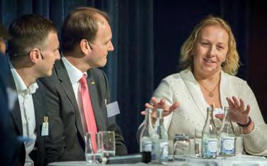 Arend Oetker (Mitte), Ralph-Georg Tischer, Karl-Heinz Gössling, Deutsch-Schwedische Handelskammer.