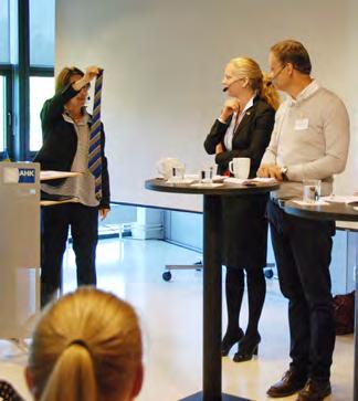Ledarskapsseminarium 2016 / Management-Seminar: Moderatorin Karin Bock-Häggmark, Ninni Löwgren Tischer, AHK Schweden, und der