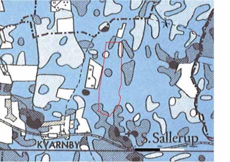 fosfathalten i odlingsjorden. Vi kan se att området vid S. Sallerups historiska bytomt och kyrka i söder hade hög fosfathalt.