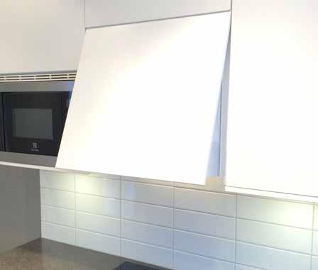 Induktionshäll, 60 cm, ramlös design, Touchkontroll-styrning, 2 booster-zoner, 4 zoner: 145/180/180/210 mm Pris: 1500:- HOI650F Induktionshäll, 60