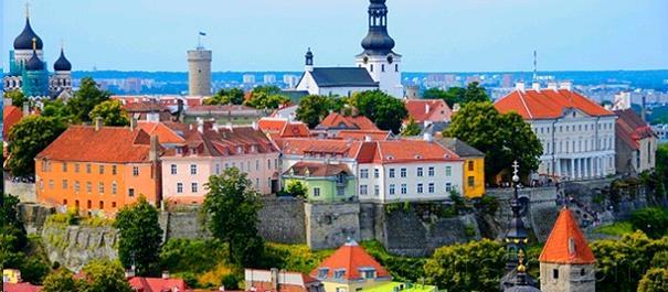 Dag 2. Välkommen till Tallinn! Tallinn, som är Estlands huvudstad, ligger som en vacker pärla i Finska viken.