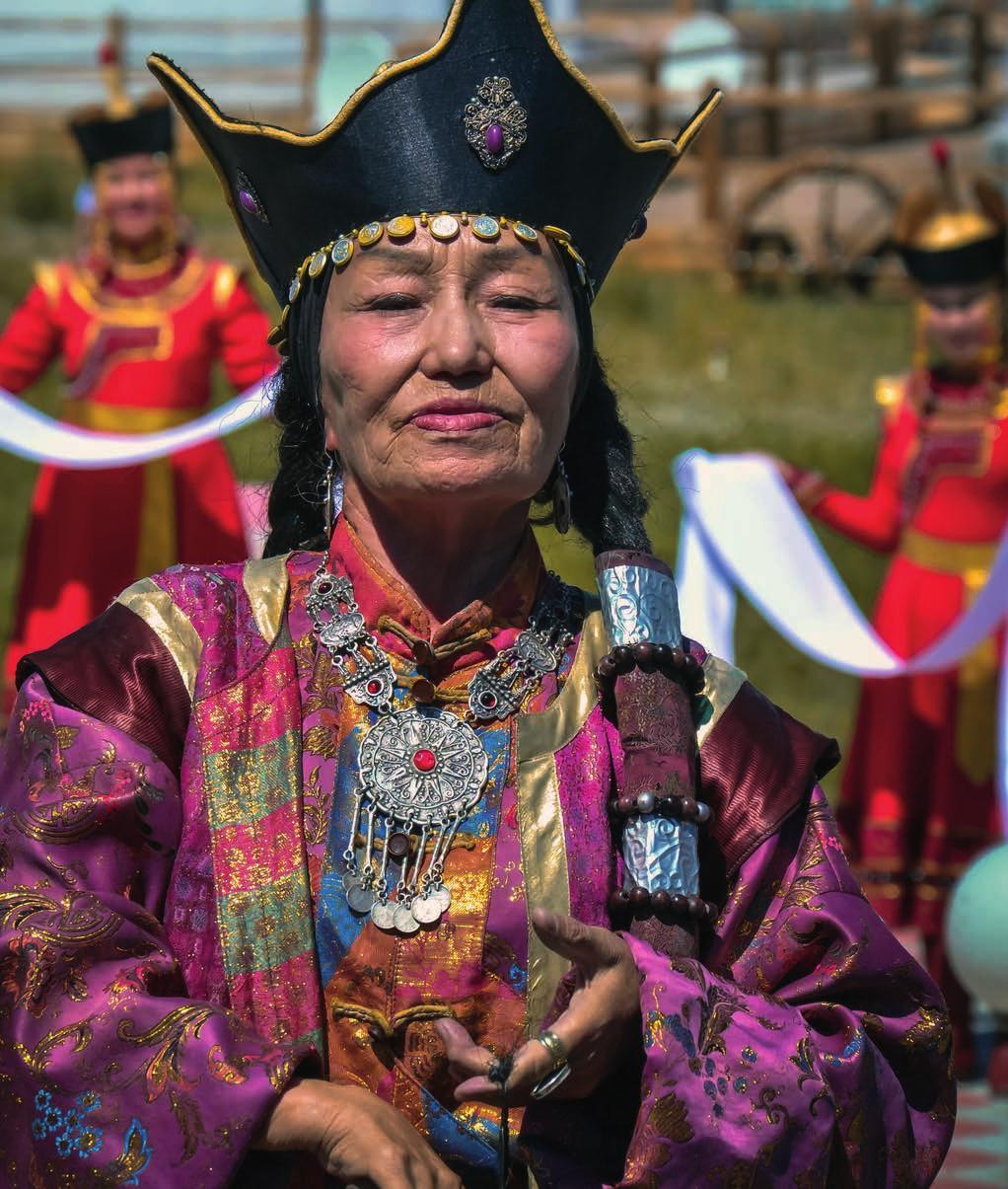 Tuva erövrades av mongoliska arméer ledda av Djingis khan omkring år 1207 och administrerades därefter av en rad mongoliska härskare.