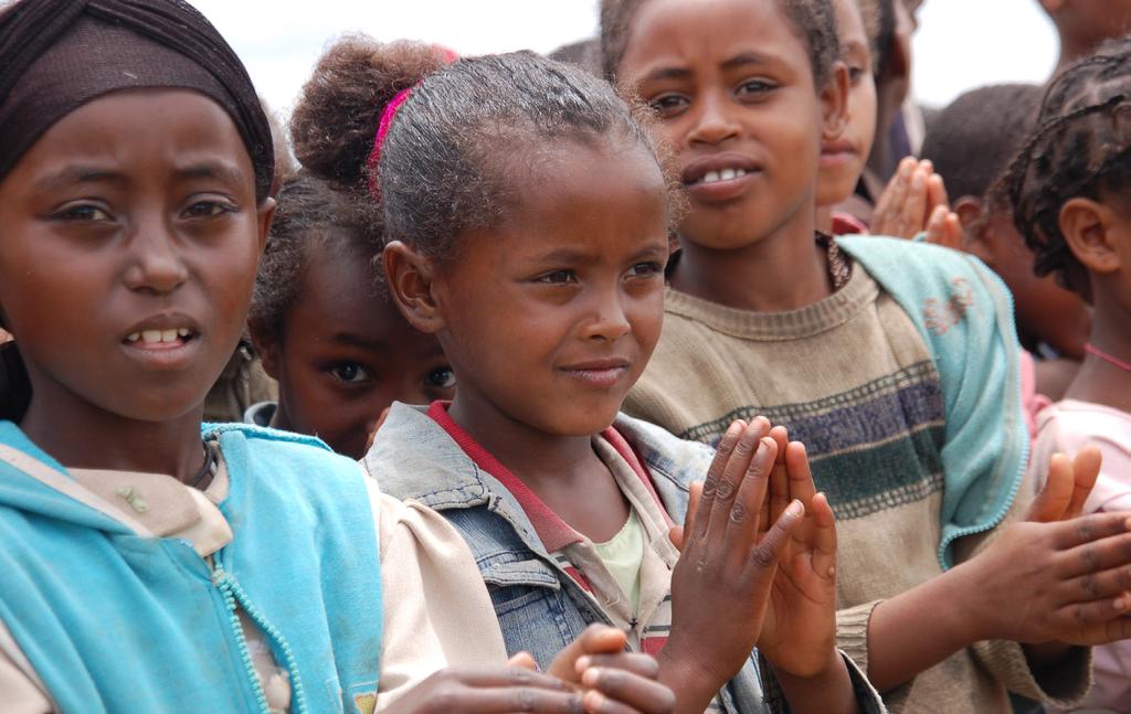 ETIOPIEN Maedot en trygg uppväxtmiljö för barnen Maedot stöder barnens skolgång, småbarnsfostran och familjernas inkomst i Addis Abebas fattigaste områden samt på landsbygden i Woliso och Dilela.