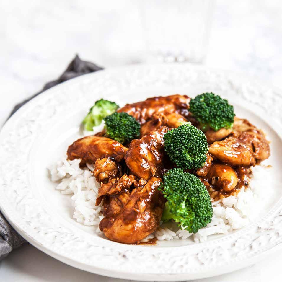 HET APELSIN- OCH INGEFÄRSKYCKLING med broccoli port.