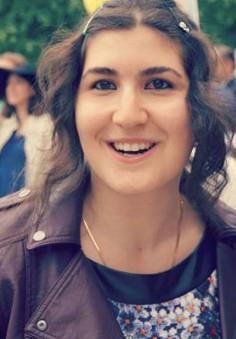 ! Namn: Sharzad moadeli Termin: 2 1. Har Du tidigare engagerat Dig i JF eller någon annan förening, nation eller liknande? Ja! Sedan min första termin i Lund har jag varit medlem och aktiv i JF.