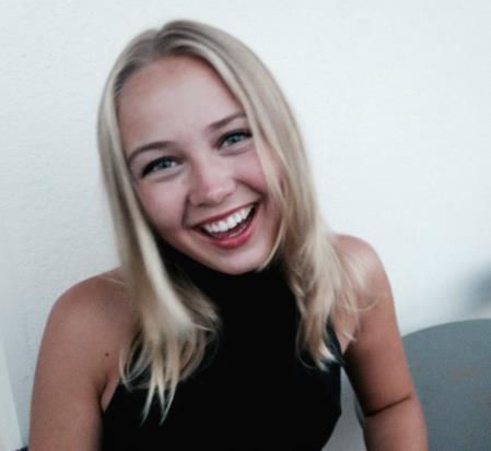 Namn: Alice Forssell Termin: 3 1. Har Du tidigare engagerat Dig i JF eller någon annan förening, nation eller liknande? Slet i baren på Kålles på Göteborgs Nation, VT14.