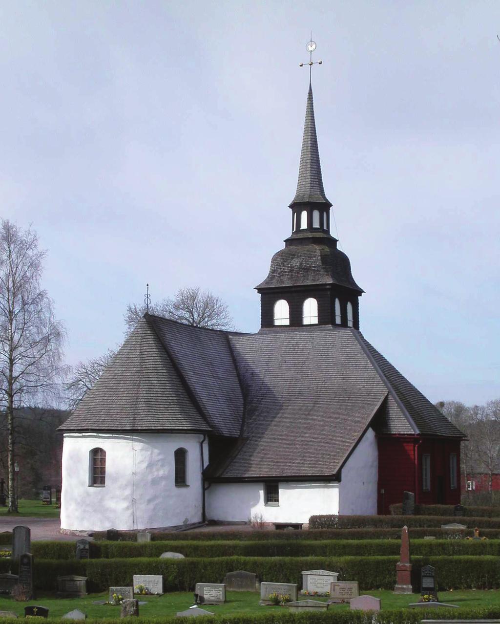 BYGGNADSVÅRDSRAPPORT 2014:38 5 Vireda kyrka från nordost. Foto: Jonas Haas 2004.