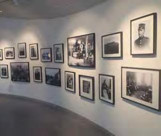 5 Färgelanda Konsthall, Bibliotek FÄRGELANDA För besökaren väntar en modern konsthall med spännande utställningar av konst