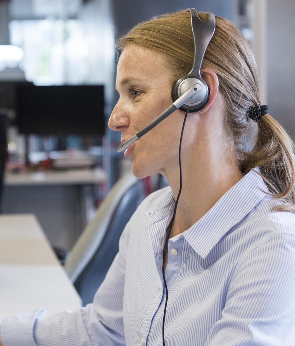 SPINDELN I NÄTET Vår kundtjänst är mycket uppskattad av kunderna. Per telefon, mejl eller via Facebook får man snabbt hjälp med sitt ärende, eller slussas vidare till en skade reglerare.